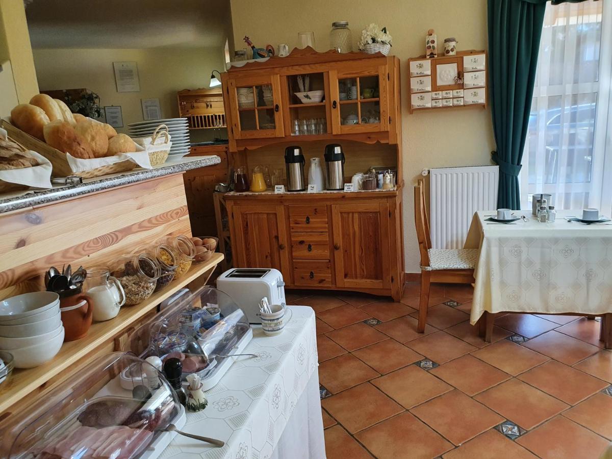 Bozi Rozi Panzio Otel Fertőboz Dış mekan fotoğraf